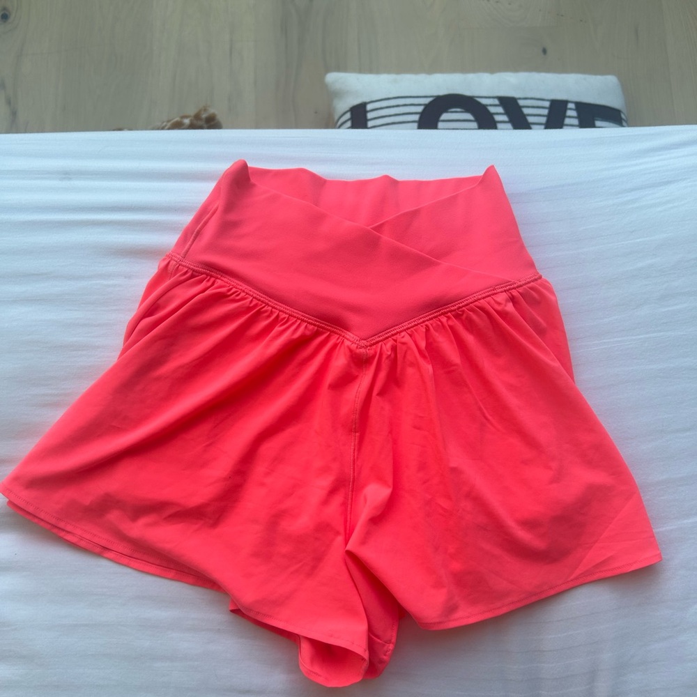 Vibrant Pink Arie flowy shorts!!